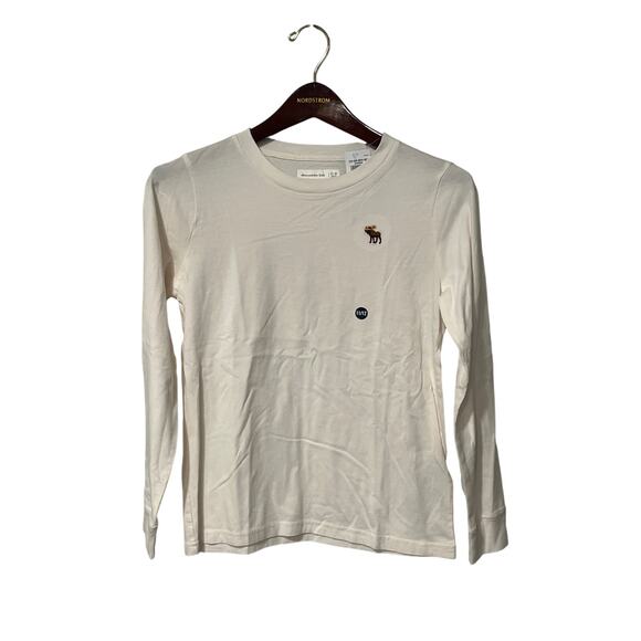 Abercrombie & Fitch Other - New Boys Abercrombie & Fitch Cream Long Sleeve Holiday T-Shirt, Size11/12, KB420